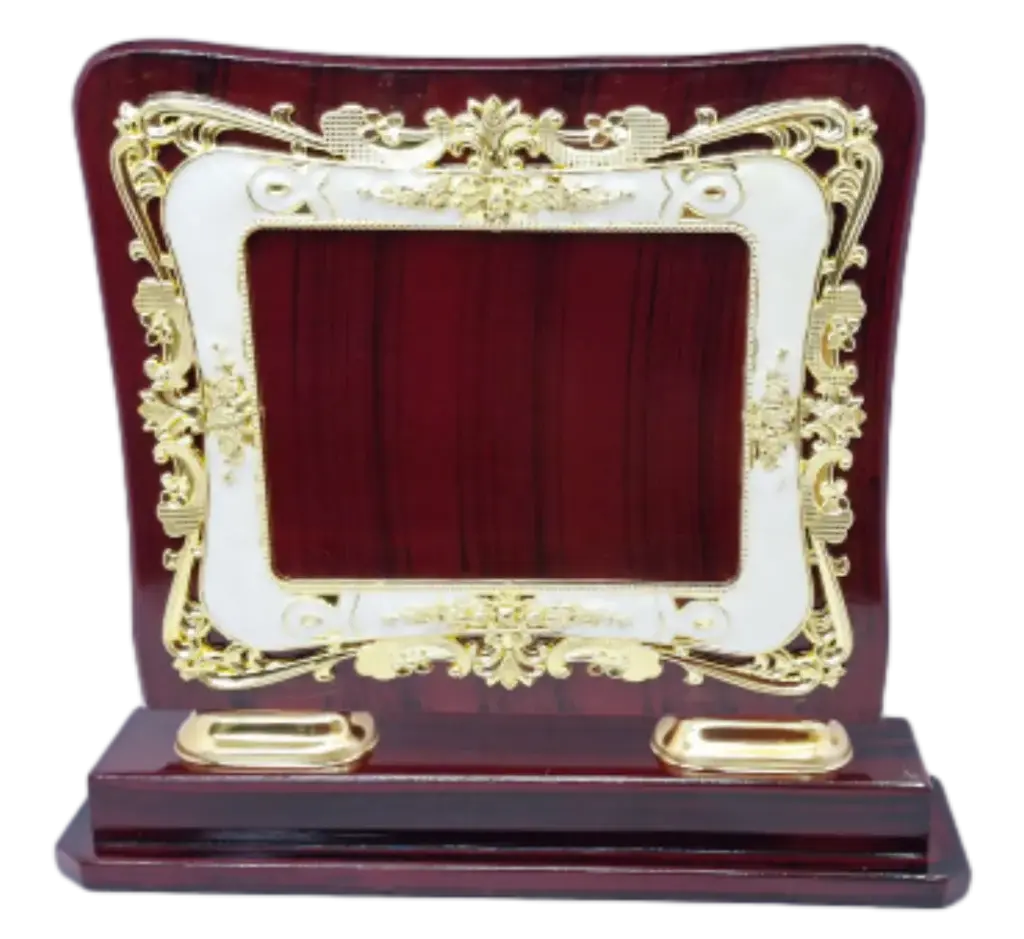 [AT-1158-1] Wooden Trophy 1158