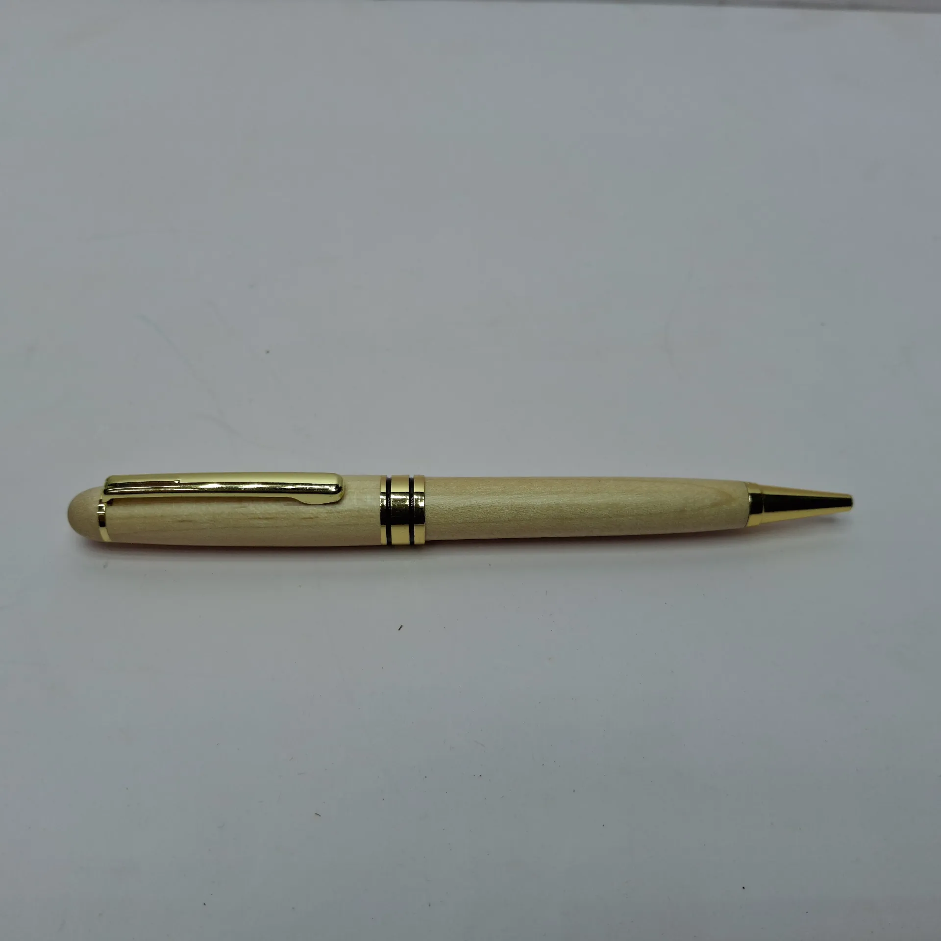 [DW-190] Wooden Roller Pen - 190