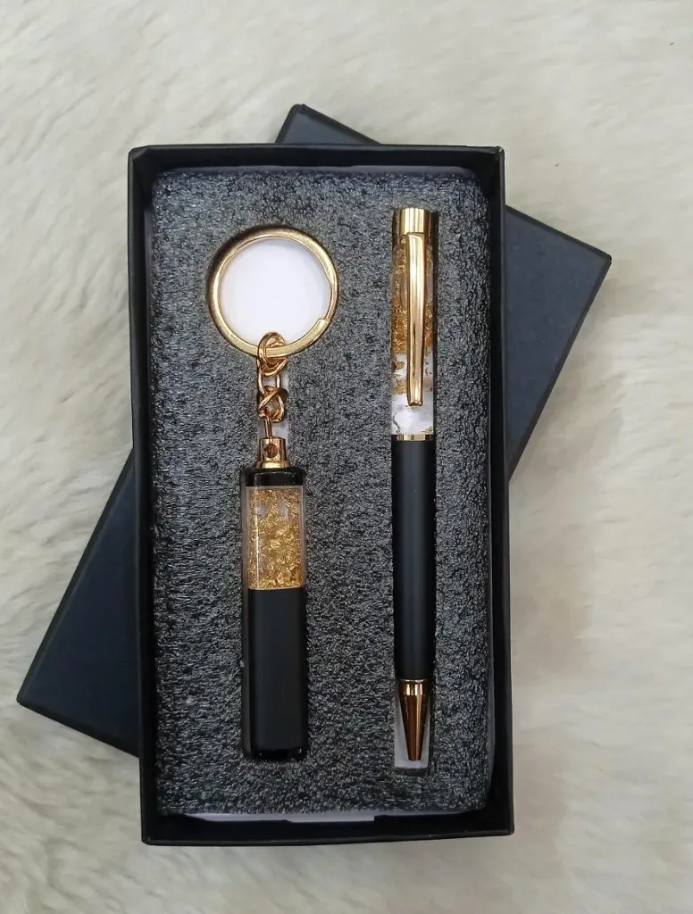 Black Gold Flake Pen Keychain Set